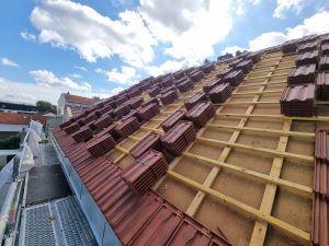 Quel est le prix d’une rénovation de toiture de 100m2 ? Devis renovation toiture